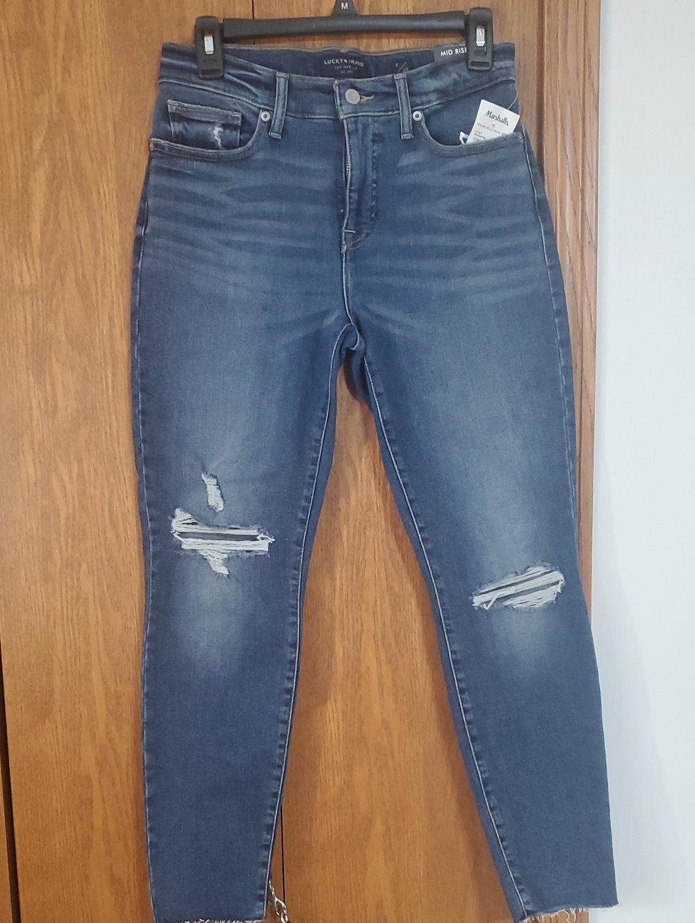 NWT Lucky Brand Dark Wash Distressed Skinny Jeans SIZE 6 / 28